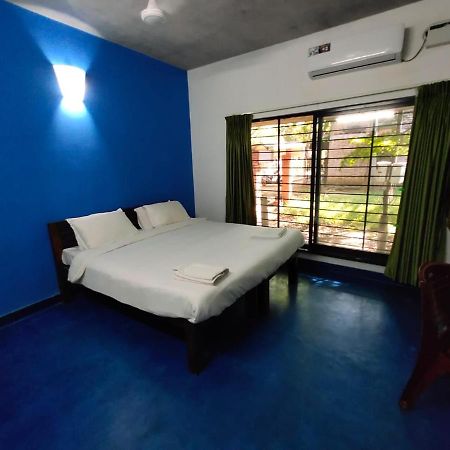 Le Tamarin Guest House Auroville Exterior photo